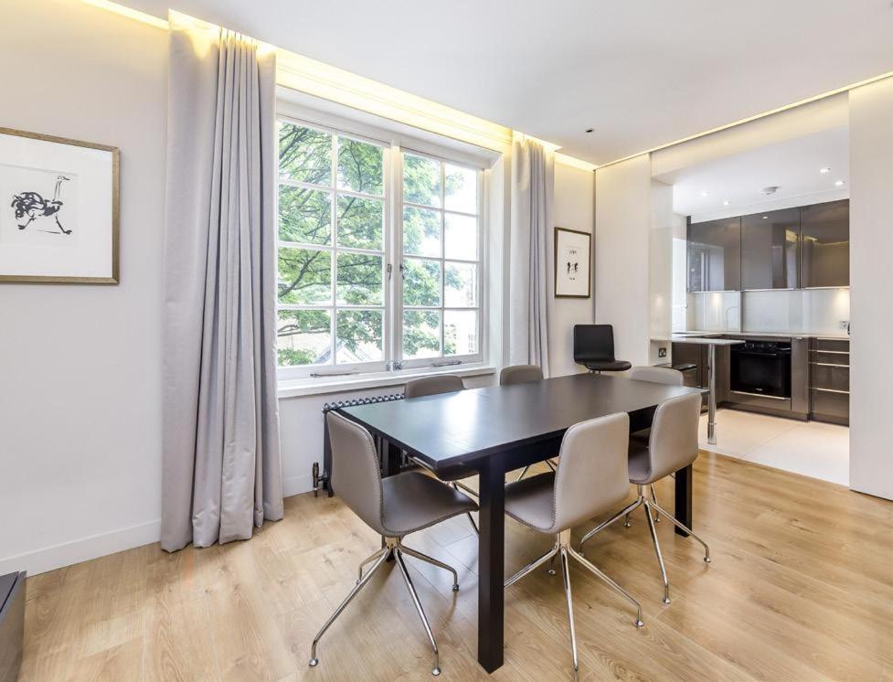 2 Bed, 2 Bath In Mayfair, Garden View London Exterior photo