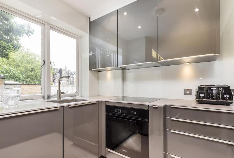 2 Bed, 2 Bath In Mayfair, Garden View London Exterior photo